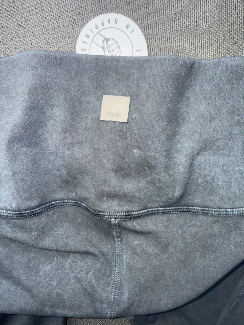 Vuori High-Rise Leggings in Washed Gray Size xs - Picture 4 of 5